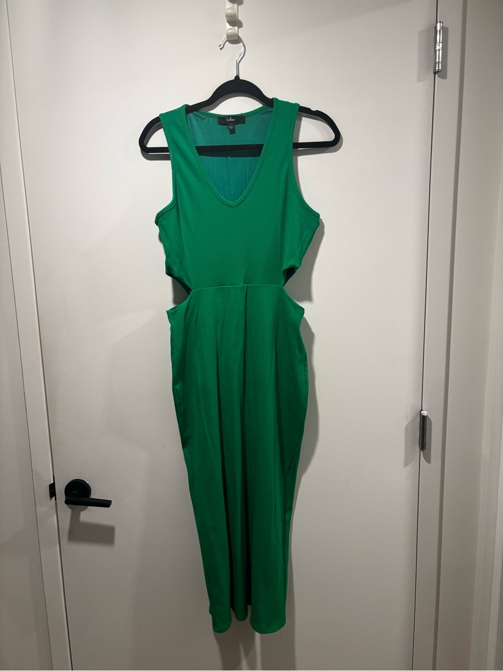 Lulu's Vibrant Green Cutout Midi Dress
